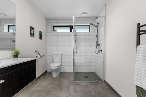 Photo of property in 101 Oteki Park Drive, Welcome Bay, Tauranga, 3112