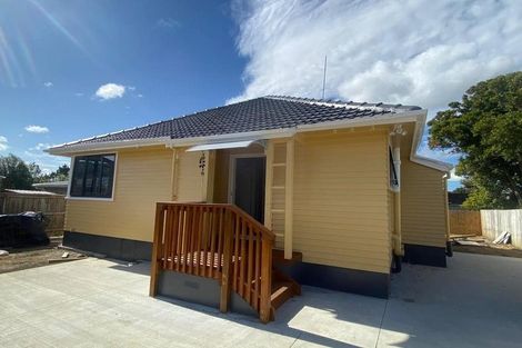 Photo of property in 65 Kelman Road, Kelston, Auckland, 0602