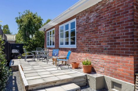 Photo of property in 19 Coopers Road, Dallington, Christchurch, 8061