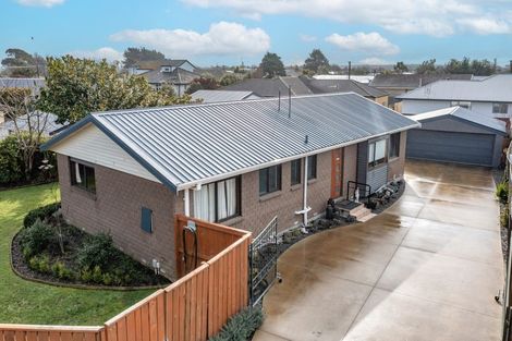 Photo of property in 11a Marriotts Road, North New Brighton, Christchurch, 8083