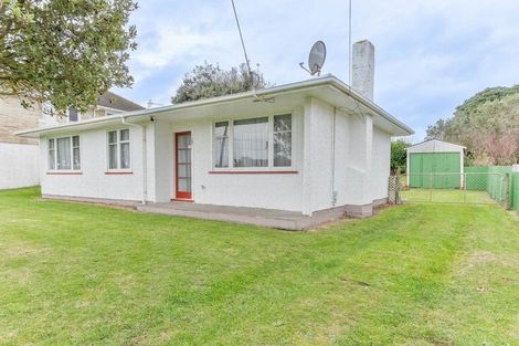 Photo of property in 78 Polson Street, Castlecliff, Whanganui, 4501