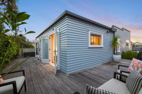 Photo of property in 1/10 Coronation Street, Belmont, Auckland, 0622