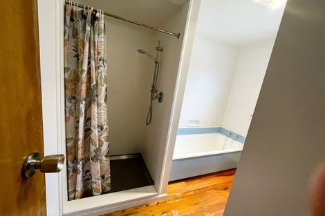 Photo of property in 103 Dowse Drive, Maungaraki, Lower Hutt, 5010