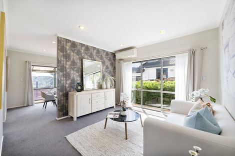 Photo of property in 22 Gala Place, Henderson, Auckland, 0612