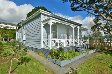 Photo of property in 11 Green Lane, Helensville, 0800