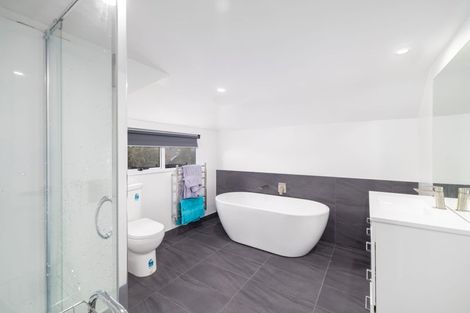 Photo of property in 225 Main Road North, Redwood, Christchurch, 8051
