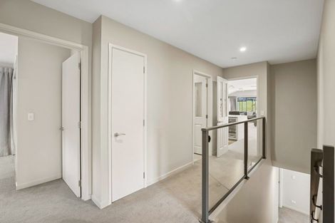 Photo of property in 12 Grove Lane, Kelvin Heights, Queenstown, 9300