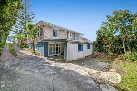 Photo of property in 1/73 Chivalry Road, Glenfield, Auckland, 0629