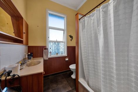 Photo of property in 17 Grey Street, Hawera, 4610