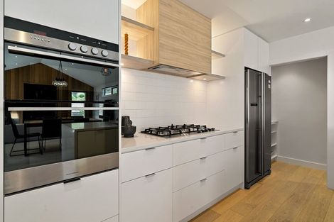 Photo of property in 7 Morepork Way, Arthurs Point, Queenstown, 9371