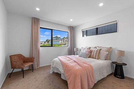 Photo of property in 47 Mahinga Kai Road, Orewa, 0931