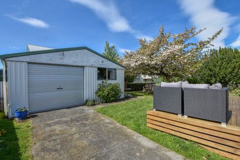 Photo of property in 33 Wyndham Street, Carterton, 5713