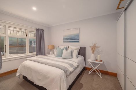 Photo of property in 94 Mount Pleasant Road, Mount Pleasant, Christchurch, 8081