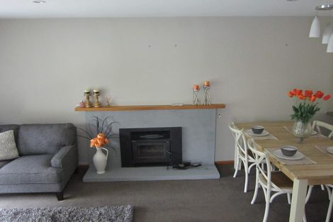 Photo of property in 6 Milnebank Street, Upper Riccarton, Christchurch, 8041
