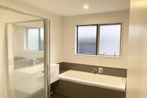 Photo of property in 10 Hubbard Street, Wigram, Christchurch, 8042