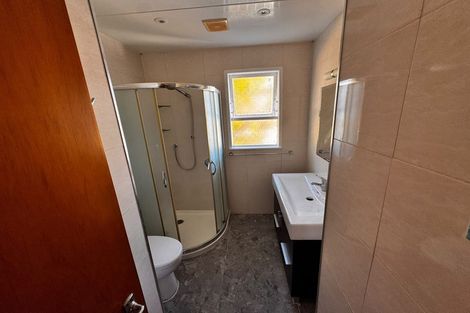 Photo of property in 75 Avonleigh Road, Green Bay, Auckland, 0604