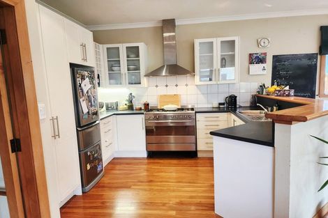 Photo of property in 14 Moa Street, Alicetown, Lower Hutt, 5010