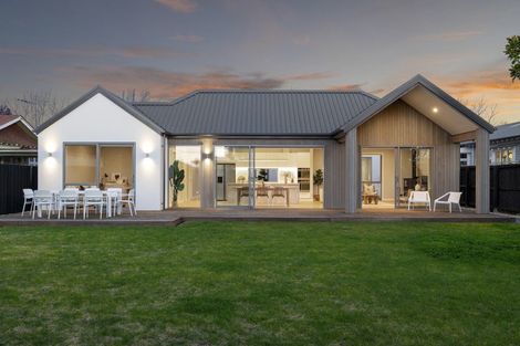 Photo of property in 73 Paparoa Street, Papanui, Christchurch, 8053