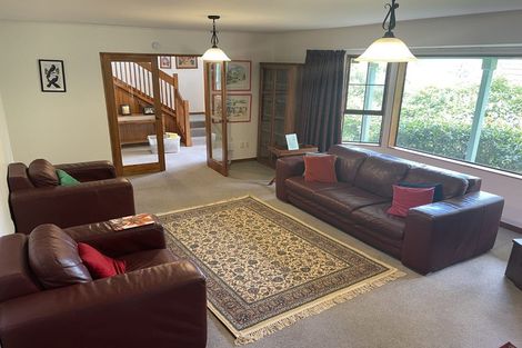 Photo of property in 5 Thatcher Crescent, Crofton Downs, Wellington, 6035