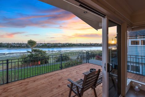 Photo of property in 7a Gills Avenue, Papakura, 2110