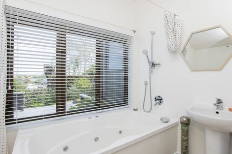 Photo of property in 30 Sievwright Lane, Whataupoko, Gisborne, 4010