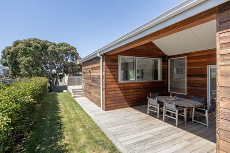 Photo of property in 108 Oceanbeach Road, Mount Maunganui, 3116