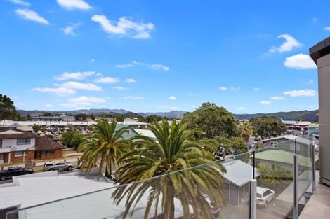 Photo of property in 1/8a The Esplanade, Whitianga, 3510