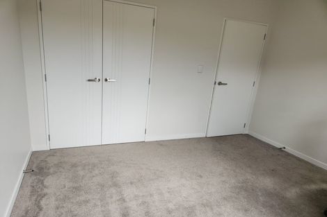 Photo of property in 18 Gilbransen Road, Kumeu, 0810