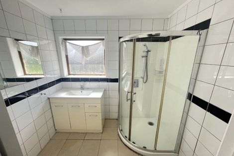 Photo of property in 12 Fairdale Avenue, Red Hill, Papakura, 2110