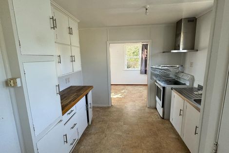 Photo of property in 72 Castor Crescent, Cannons Creek, Porirua, 5024