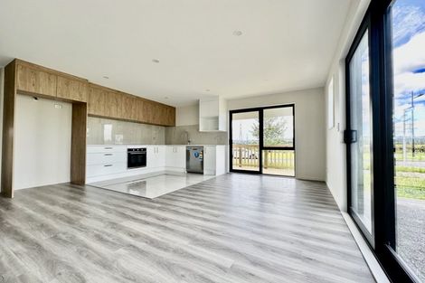 Photo of property in 12a Ahunga Road, Karaka, Papakura, 2113