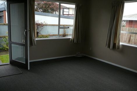 Photo of property in 4/14 Burdale Street, Riccarton, Christchurch, 8011