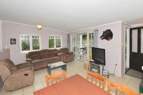 Photo of property in 14 Union Street, Hikurangi, 0114