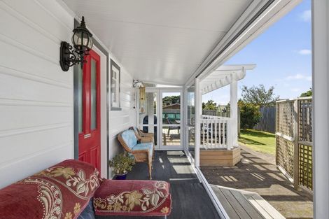 Photo of property in 14 Mouatt Street, Waitara, 4320