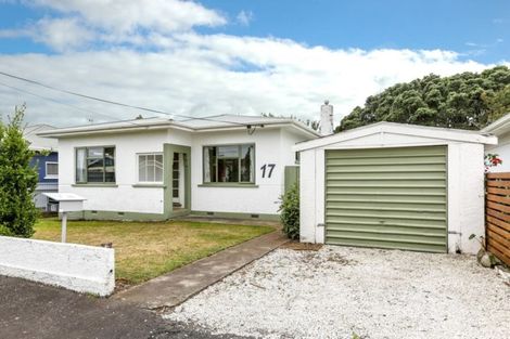 Photo of property in 17 Maratahu Street, Westown, New Plymouth, 4310