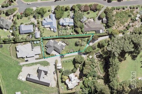 Photo of property in 58 Muriwai Road, Waimauku, 0812
