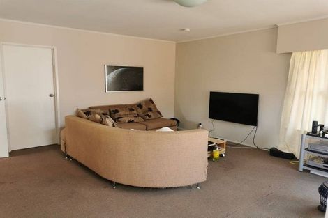 Photo of property in 1/21 Thornton Road, Milford, Auckland, 0620