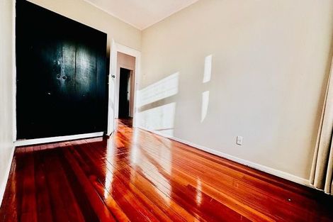 Photo of property in 142 Riddiford Street, Newtown, Wellington, 6021