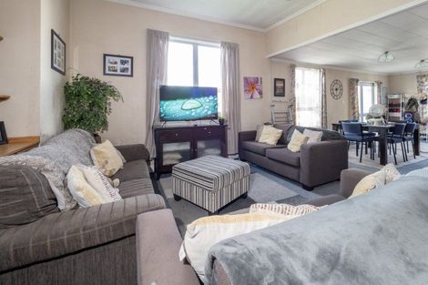 Photo of property in 74 Aitken Street, Ashburton, 7700