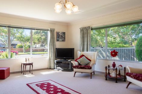 Photo of property in 86 Belvedere Avenue, Waikanae, 5036