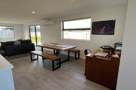 Photo of property in 8 Wahaika Way, Papamoa Beach, Papamoa, 3118