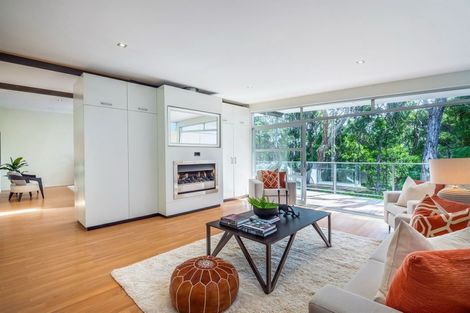 Photo of property in 15e Balmain Road, Birkenhead, Auckland, 0626