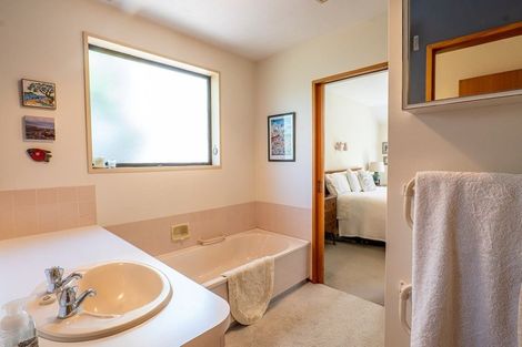 Photo of property in 2/9a Chilcombe Street, Ilam, Christchurch, 8041