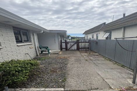 Photo of property in 2/500 Avenue Road West, Hastings, 4122