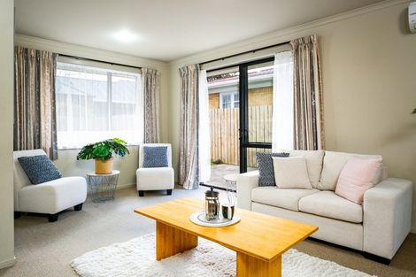 Photo of property in 17 Glover Street, Leamington, Cambridge, 3432