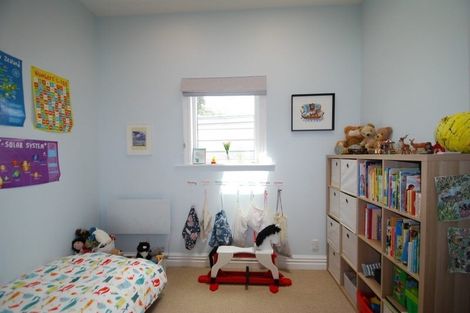 Photo of property in 87 Tiber Street, Island Bay, Wellington, 6023