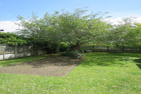 Photo of property in 11 Nielsen Gardens, Rototuna, Hamilton, 3210
