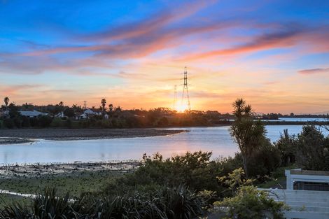 Photo of property in 7a Gills Avenue, Papakura, 2110