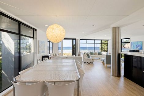 Photo of property in 112 Pohutukawa Crescent, Whangamata, 3620