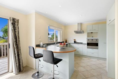 Photo of property in 11 San Ignacio Court, Henderson, Auckland, 0612